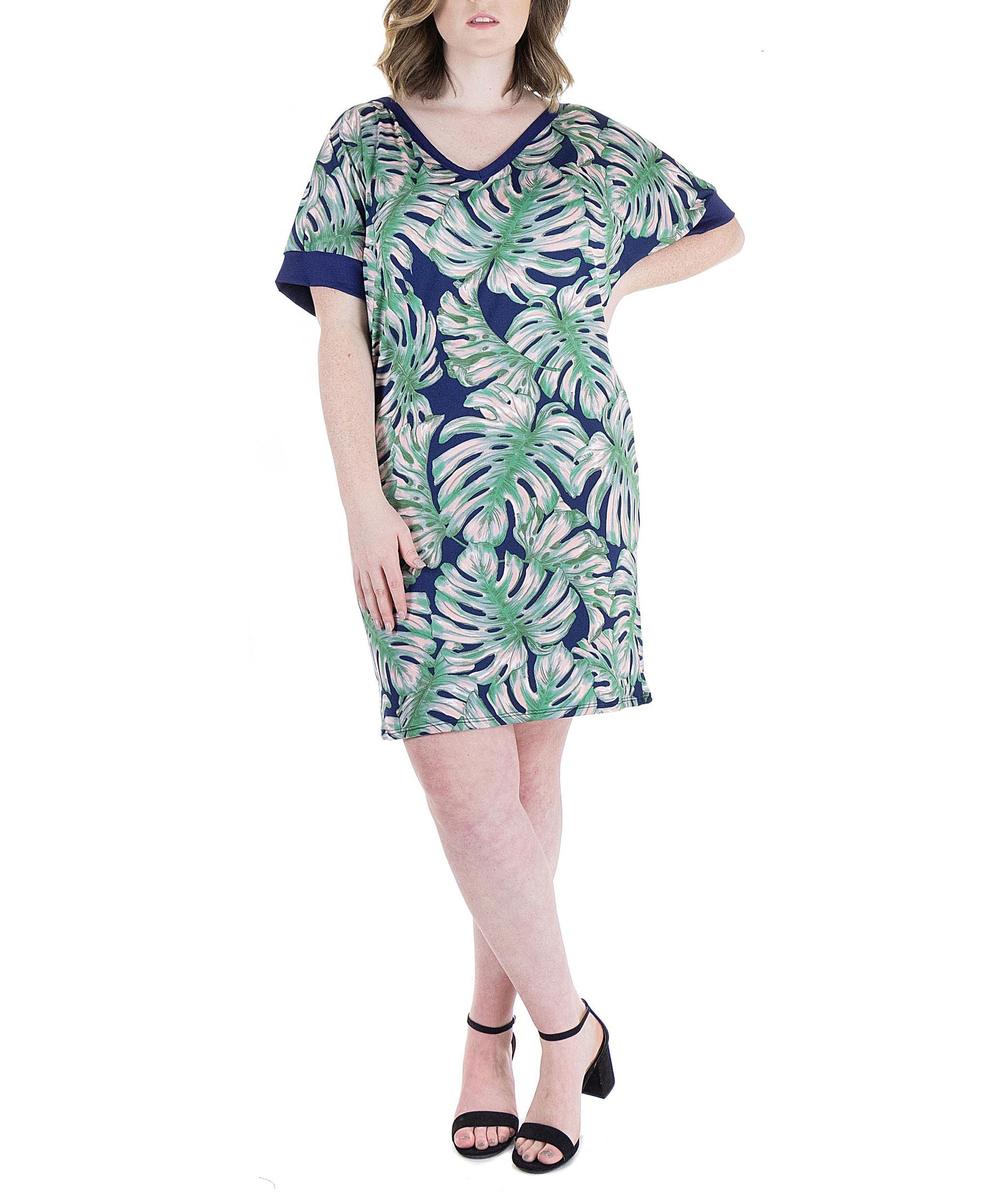 Plus Size Knee Length Monstera Print T-Modern Shirt Dress