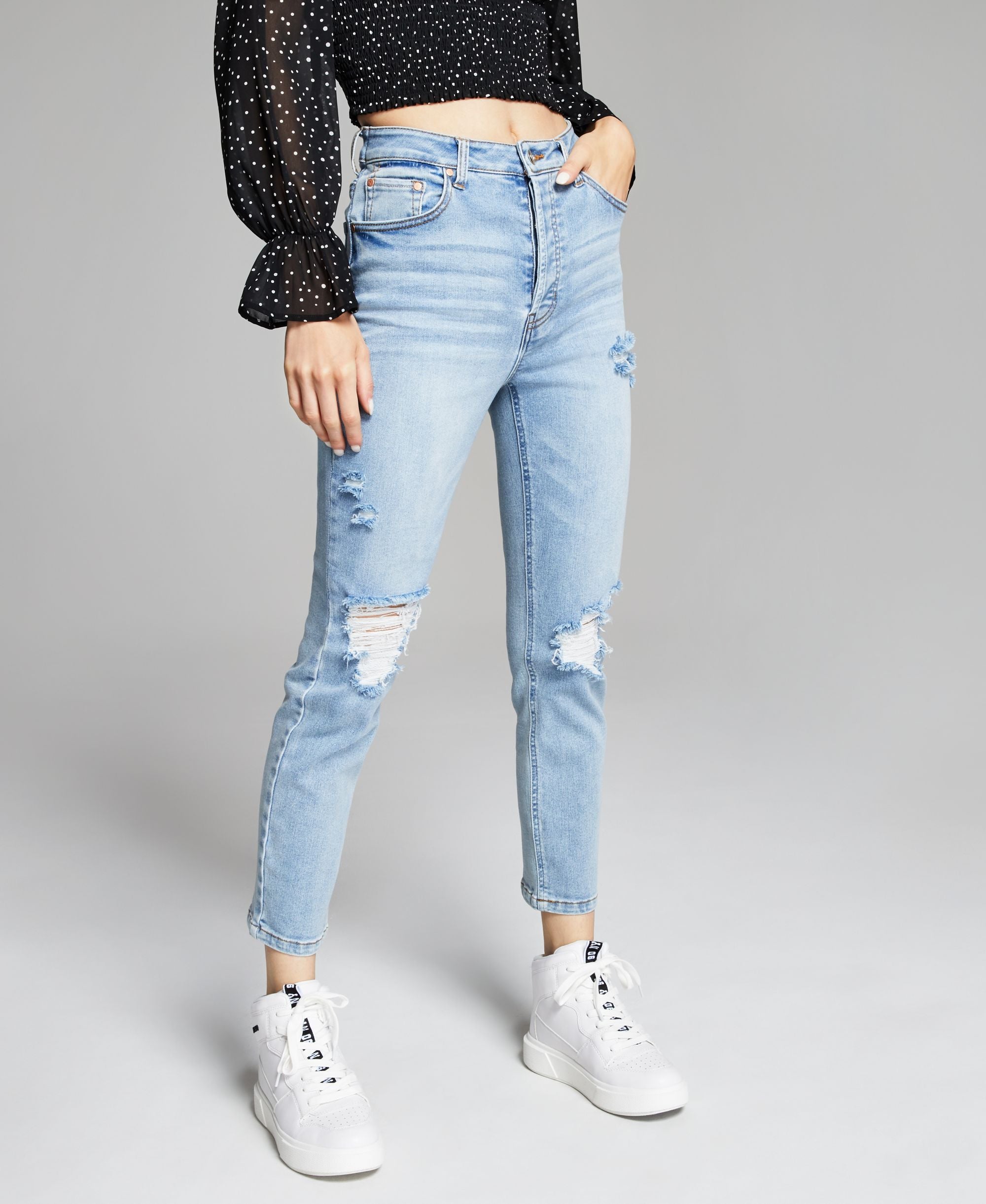 Now This Womens Covered Button Slim-Cut Straight-Cut Premium Jeans