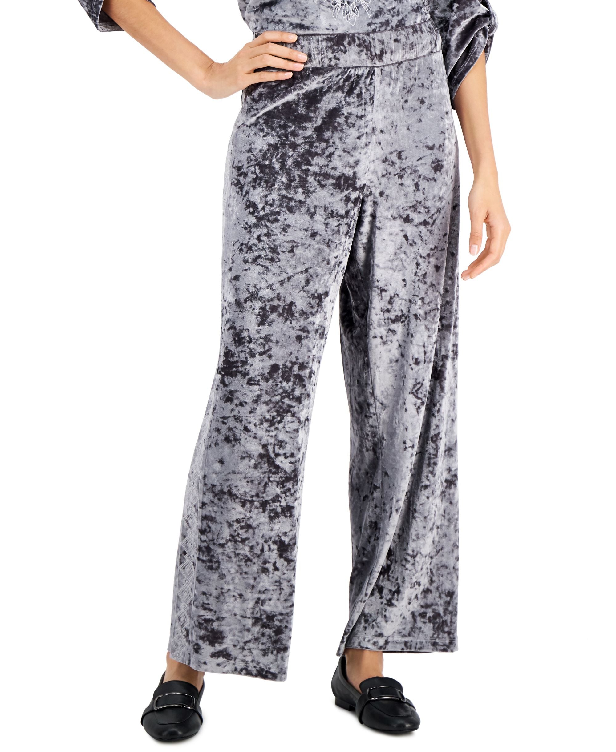 JM Collection Embroidered Velvet Signature Pants