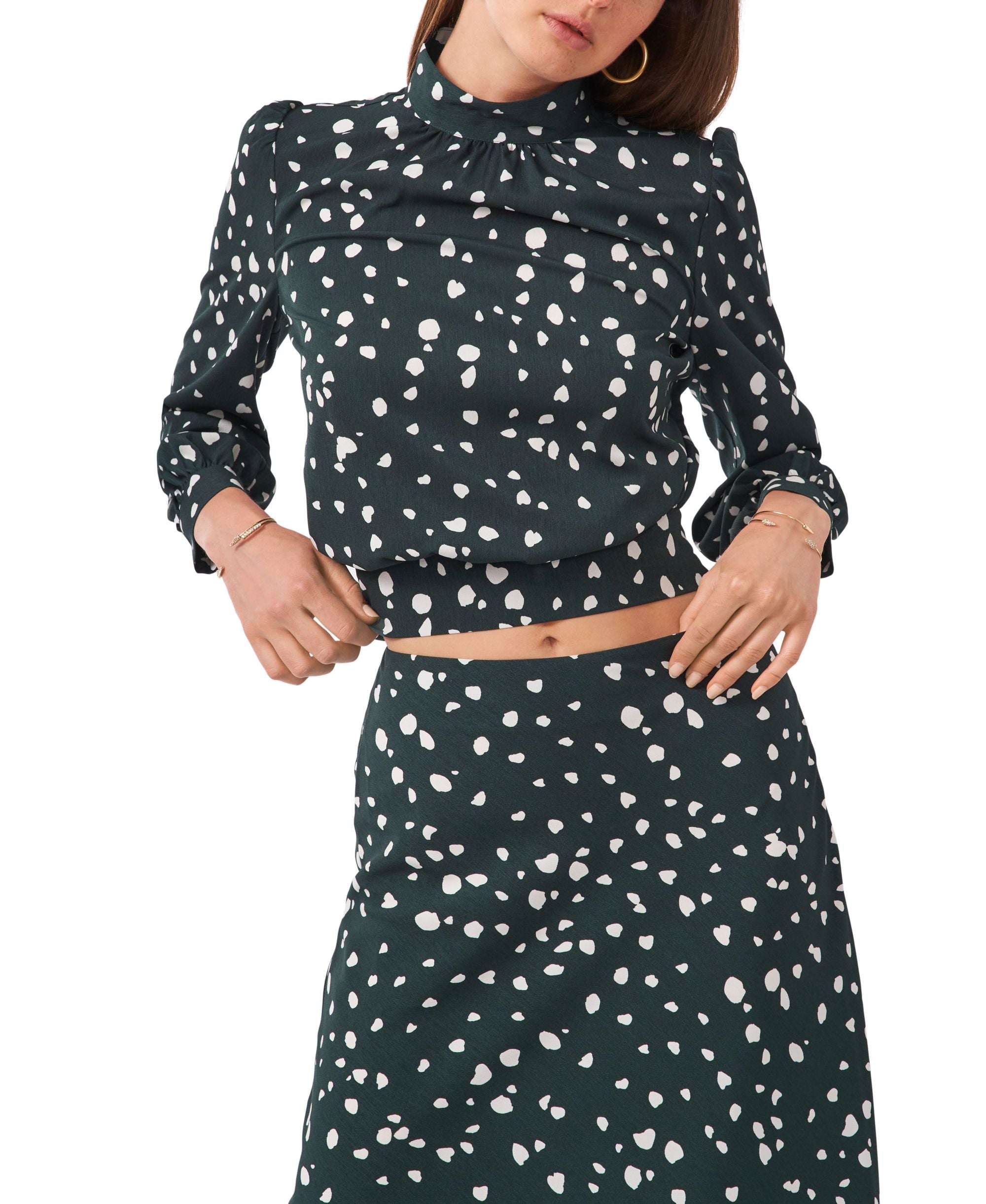 1.State Long-Sleeve Cropped Mock Neck Premium Top