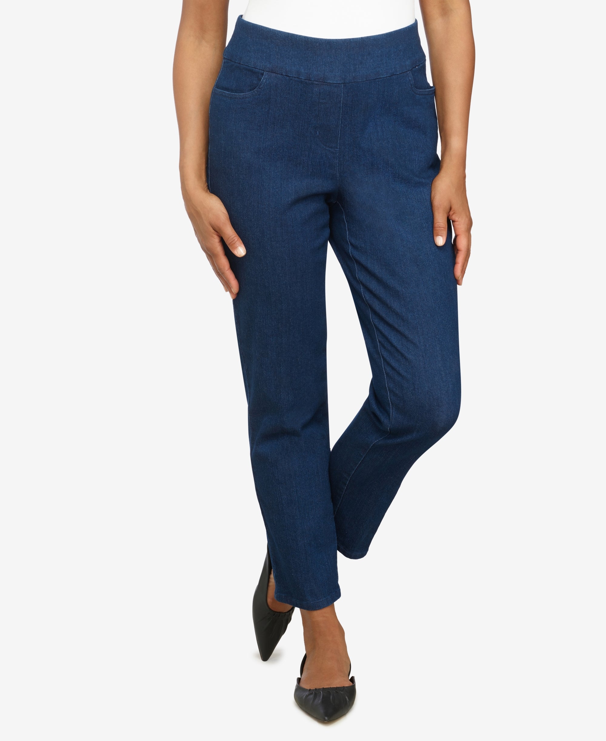 Petite Mid-Rise Comfort-Waist Straight-Cut Denim Signature Pants, Petite & Petite Short