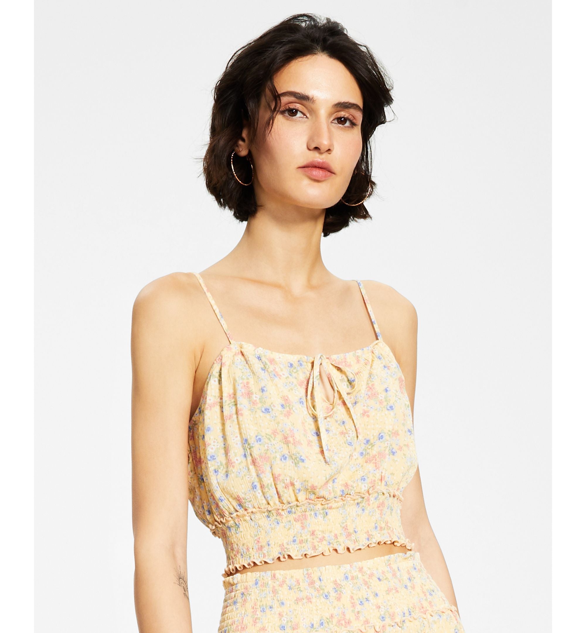 Hippie Rose Juniors' Smocked Crop Premium Top