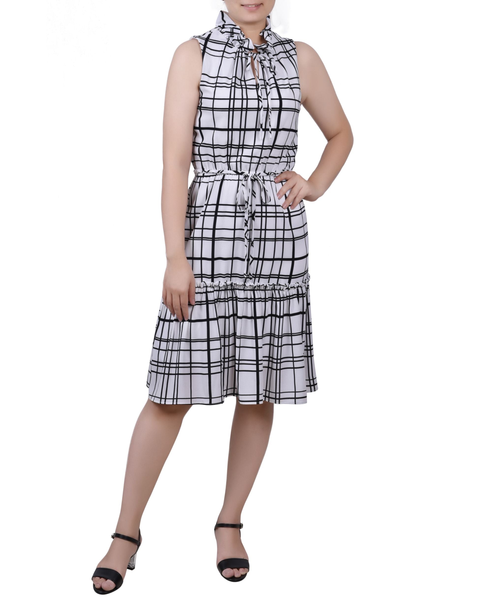 Petite Size Sleeveless Tiered Flounce Dress