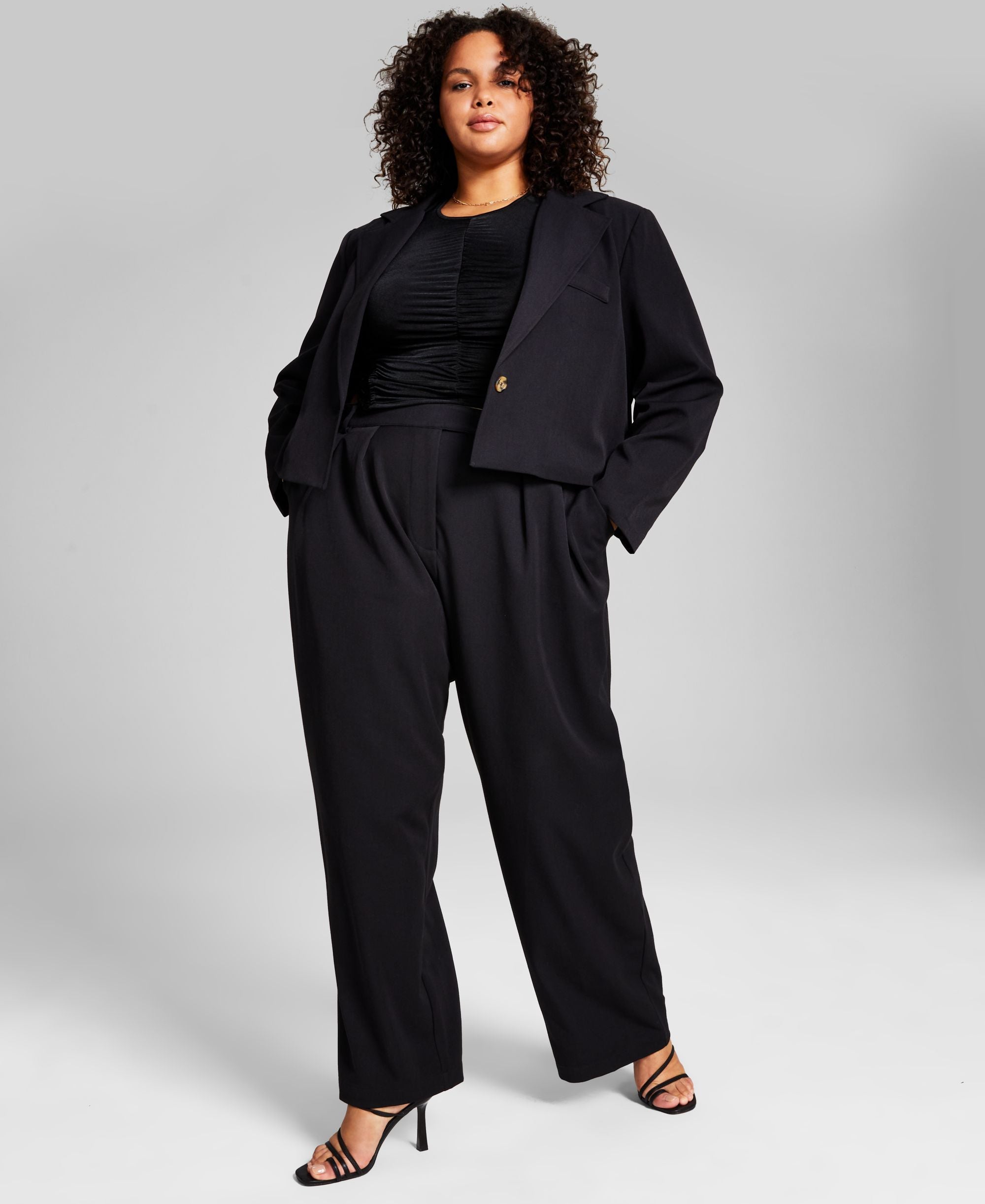 Now This Modern Plus Size Puff-Sleeve Velvet Premium Top