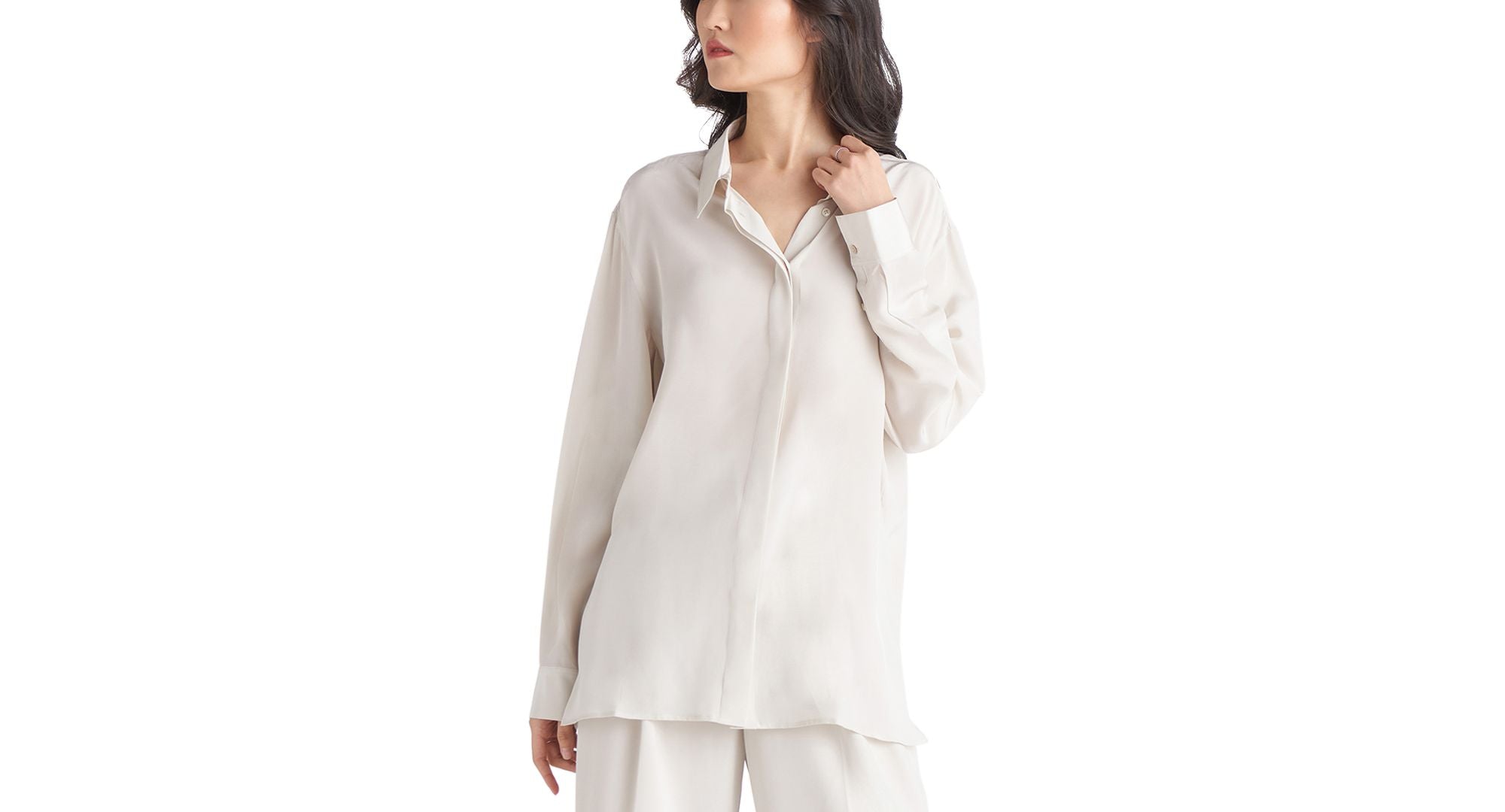 Women's Long-Sleeve Collared Signature Blouse
