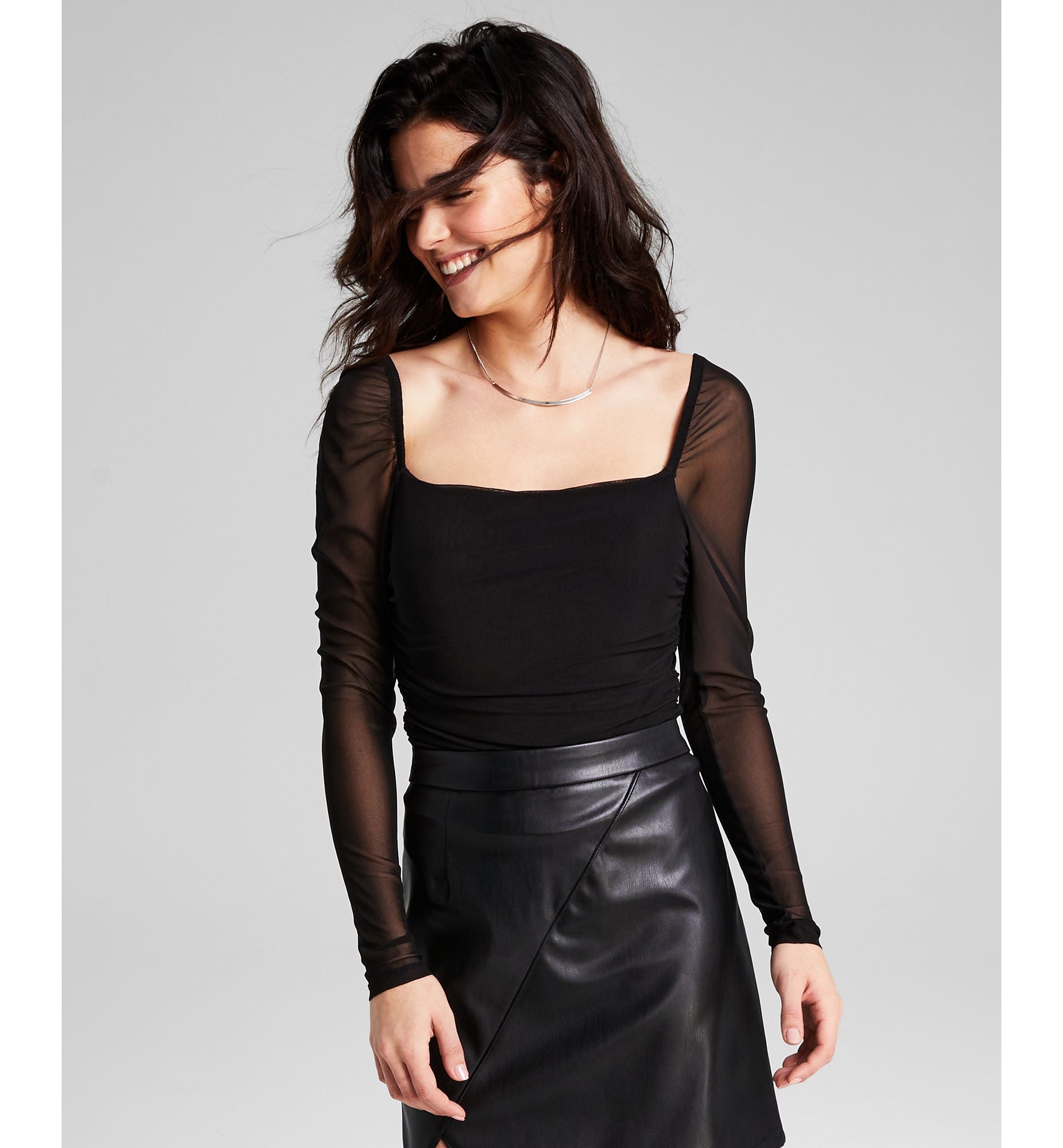 Women's Puff-Sleeve Ruched Long-Sleeve Bodysuit