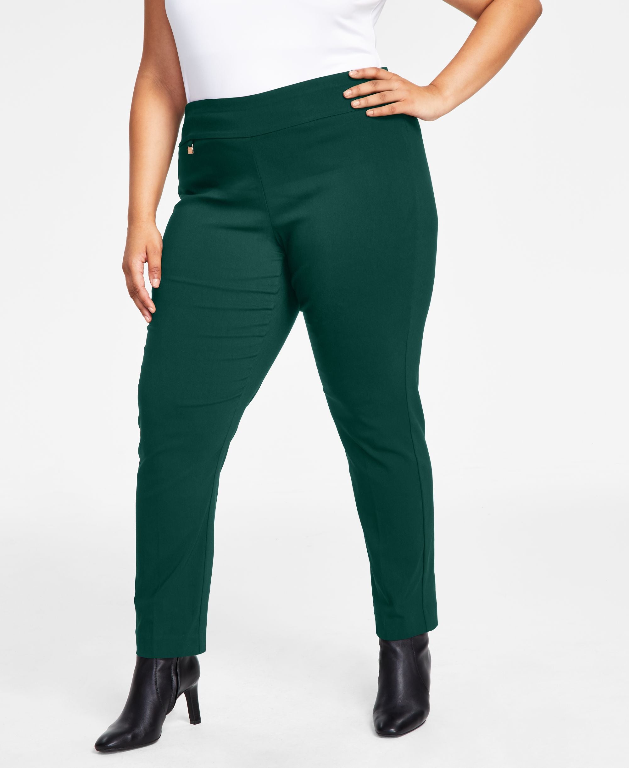Plus Size Tummy-Control Pull-On Skinny-Fit Signature Pants