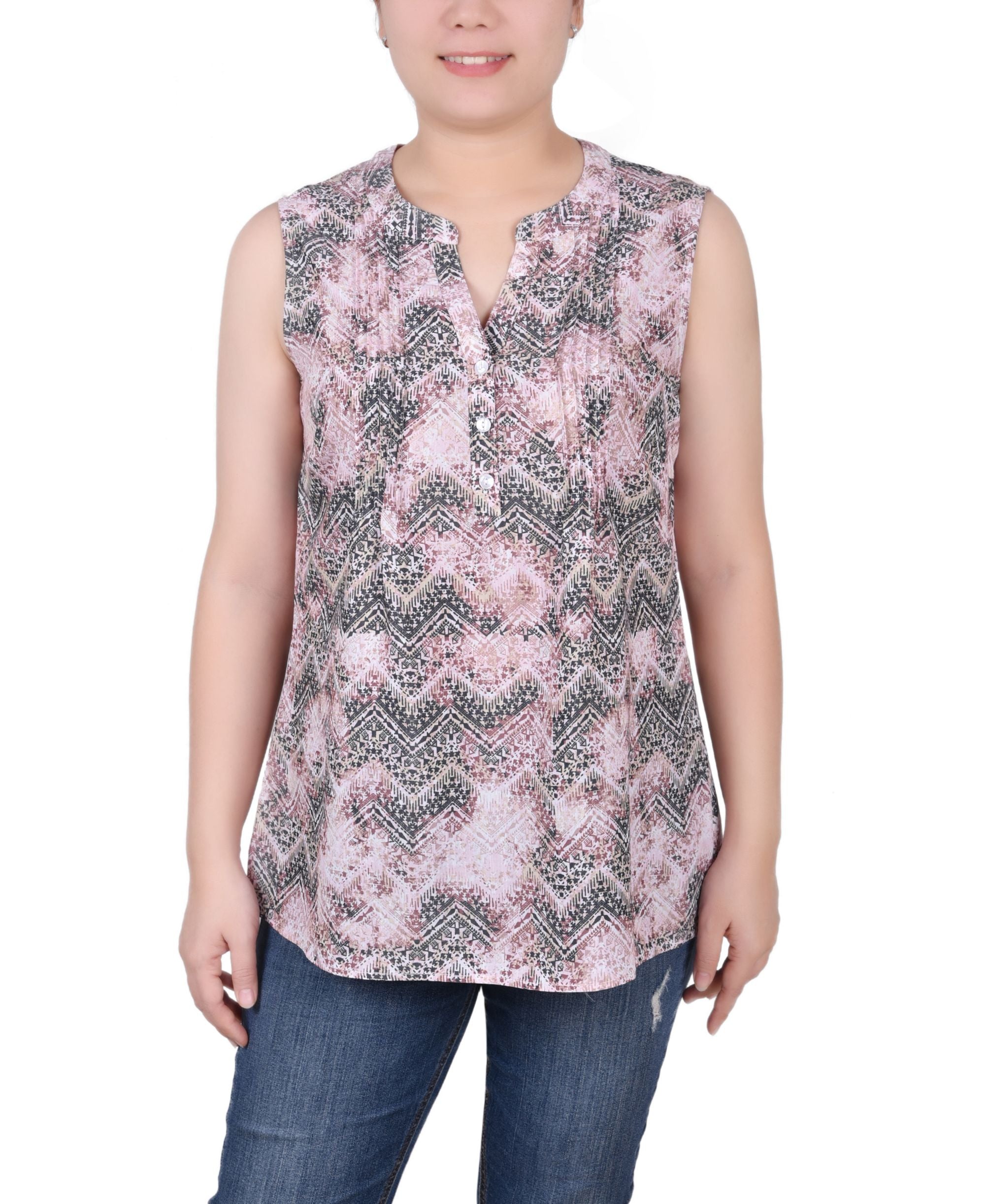 Petite Sleeveless Printed Pintucked Signature Blouse