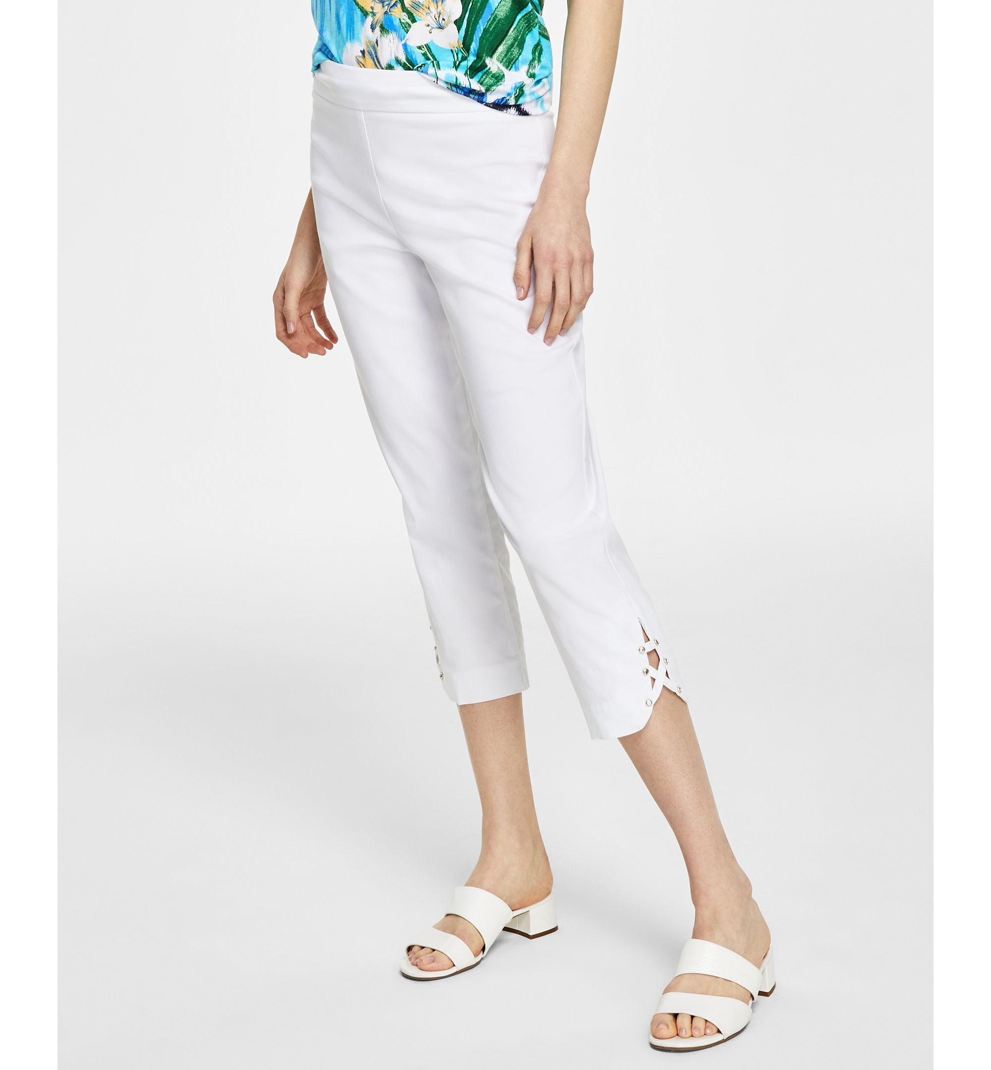JM Collection Lattice Hem Capri-Length Signature Pants