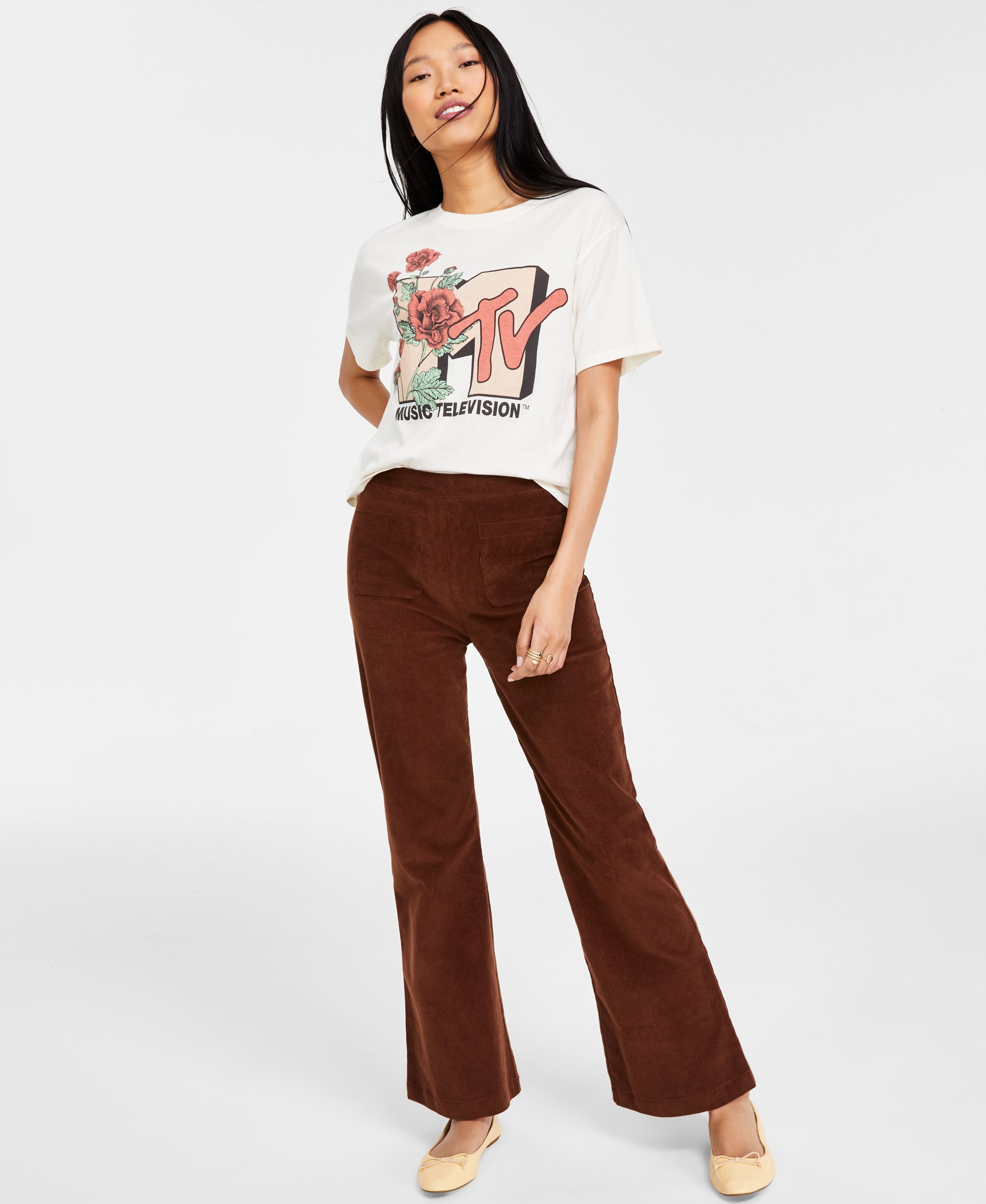 Juniors' Lace-Trimmed V-Neck Ribbed Premium Top & Stretch Corduroy Flared-Leg Signature Pants