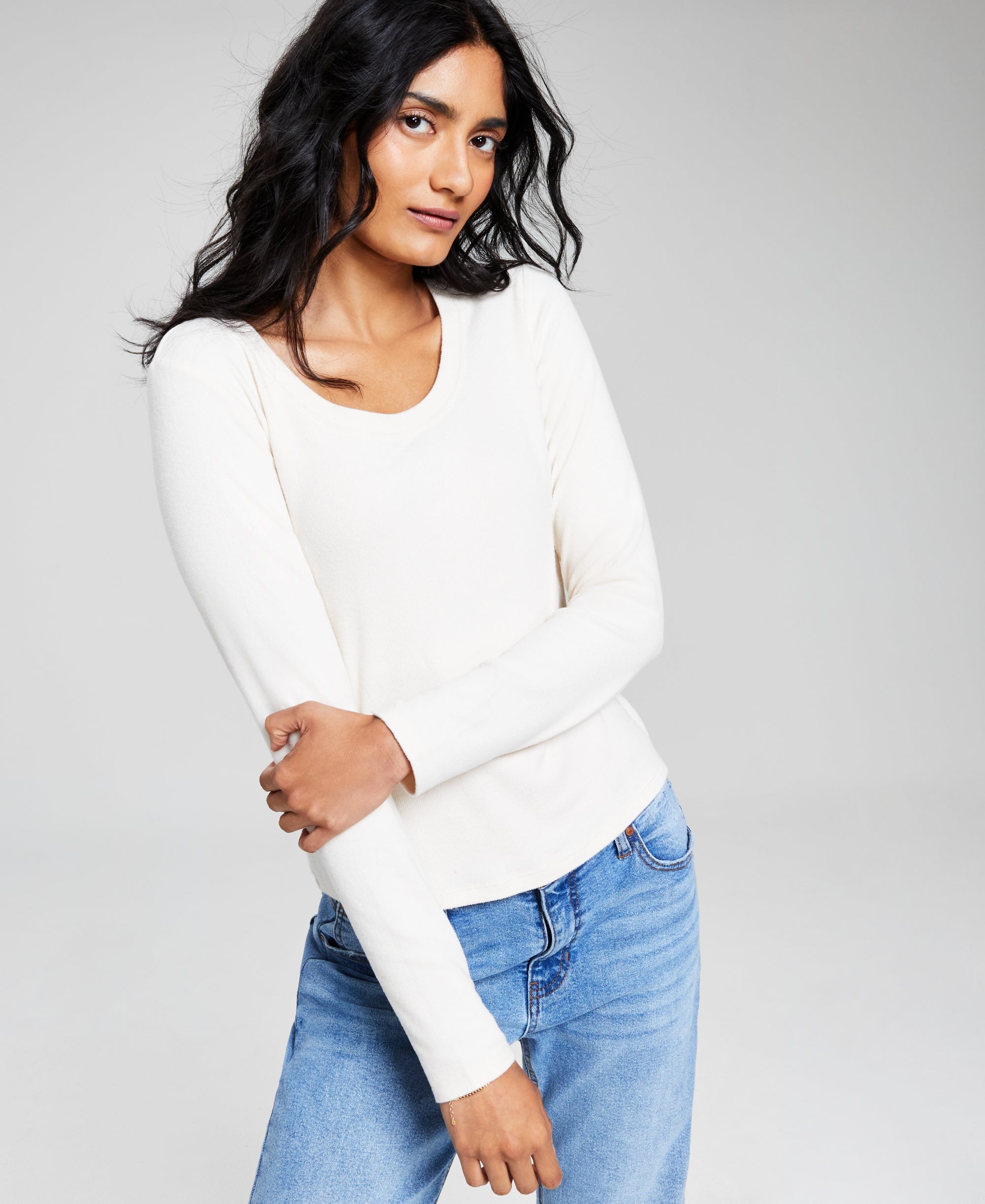 Women's Ribbed Scoop-Neck Premium Top