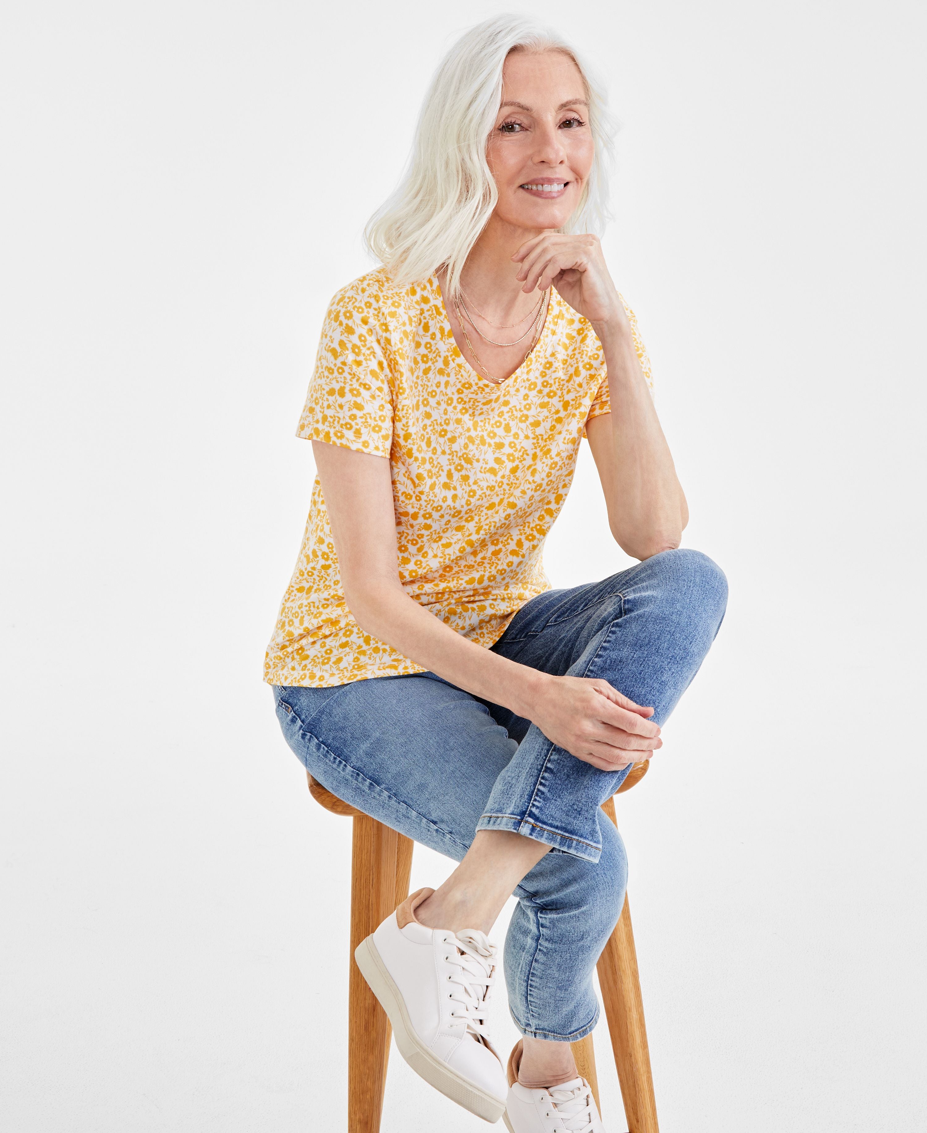 Petite Garden Escape ideal T-Modern Shirt