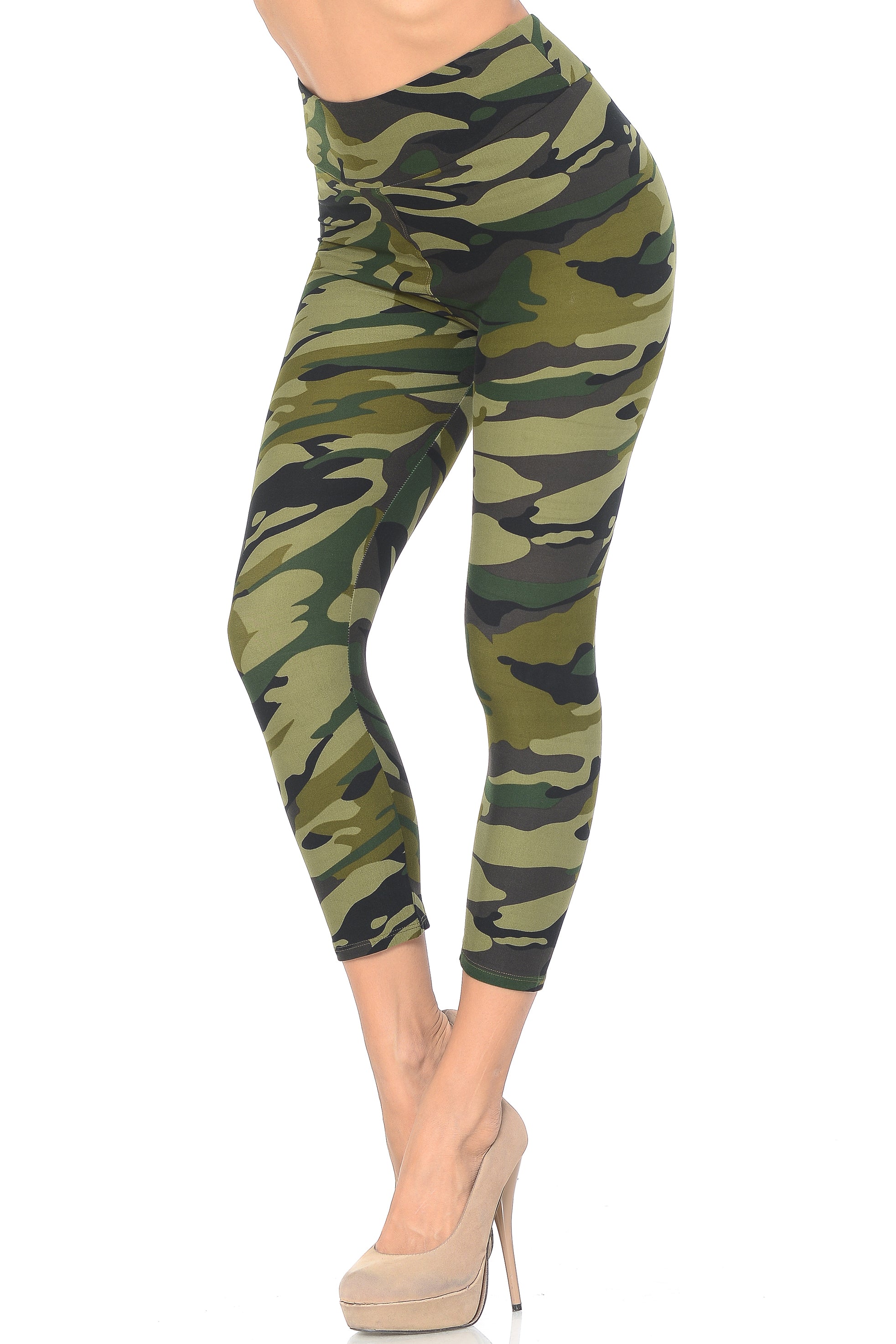 Buttery Smooth Green Camouflage High Waisted Plus Size Capri-Length - EEVEE