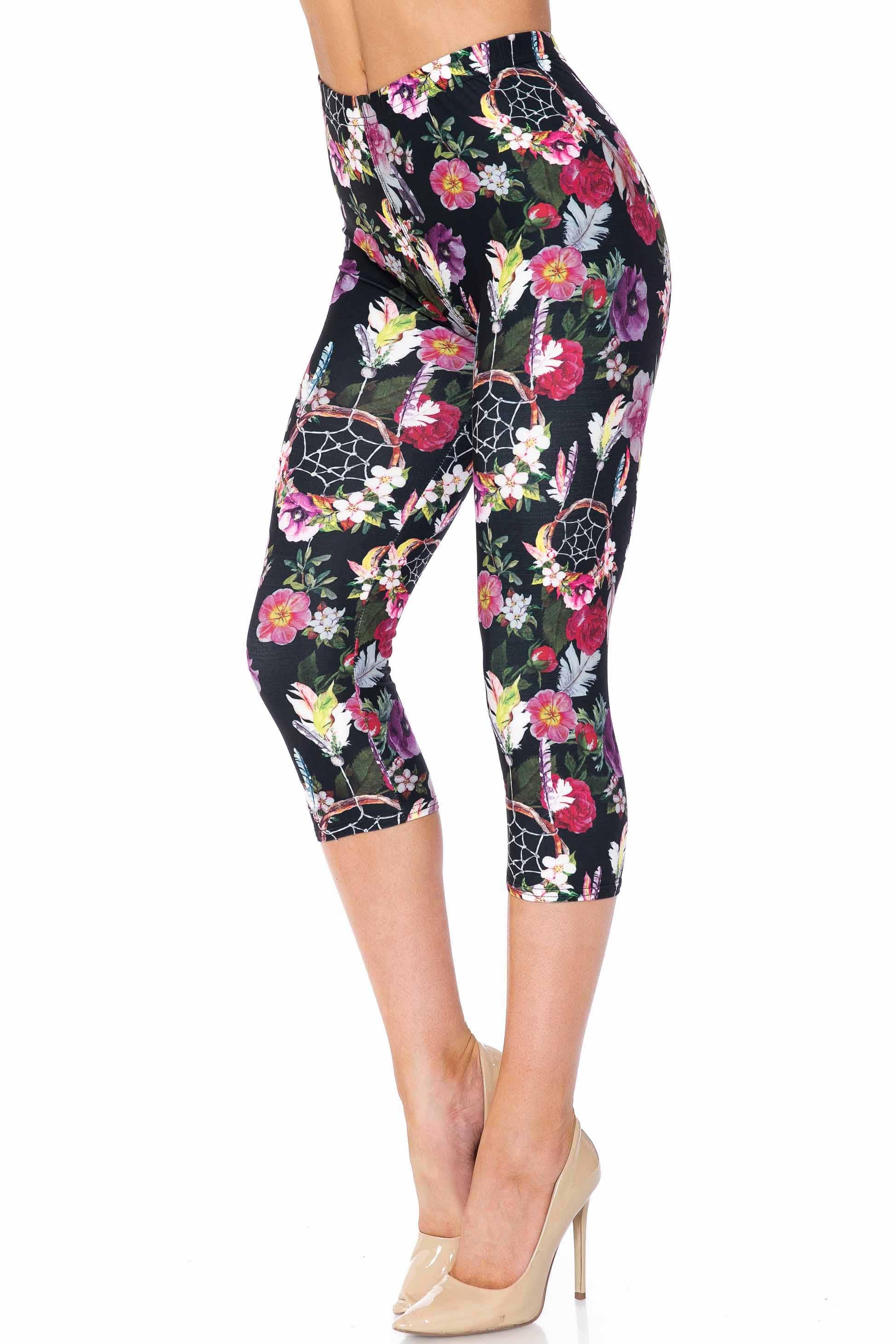 Creamy Soft Floral Dreamcatcher Plus Size Capris - USA Fashion