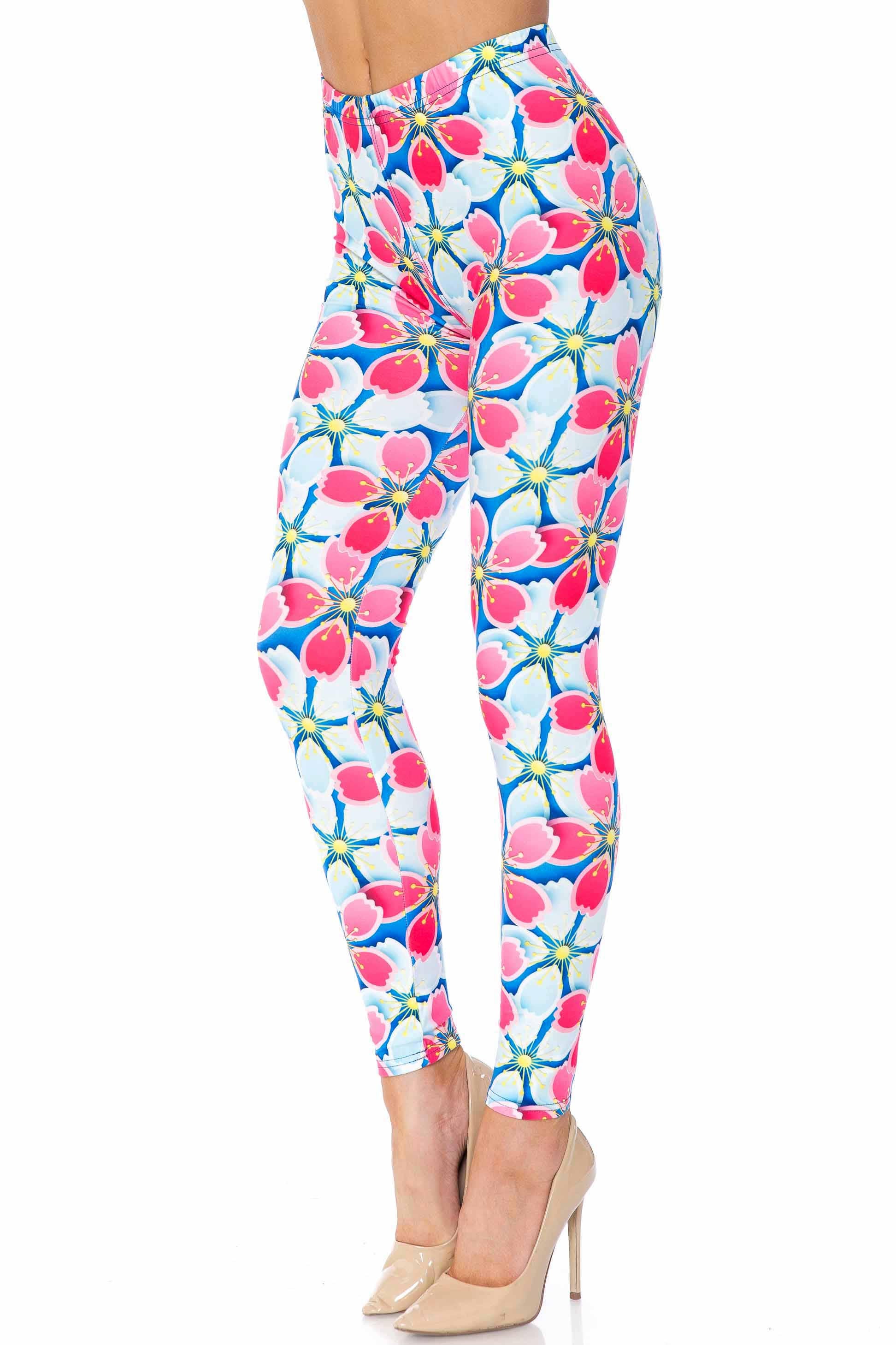 Creamy Soft Pink and Blue Sunshine Floral Plus Size Leggings - USA Fashion