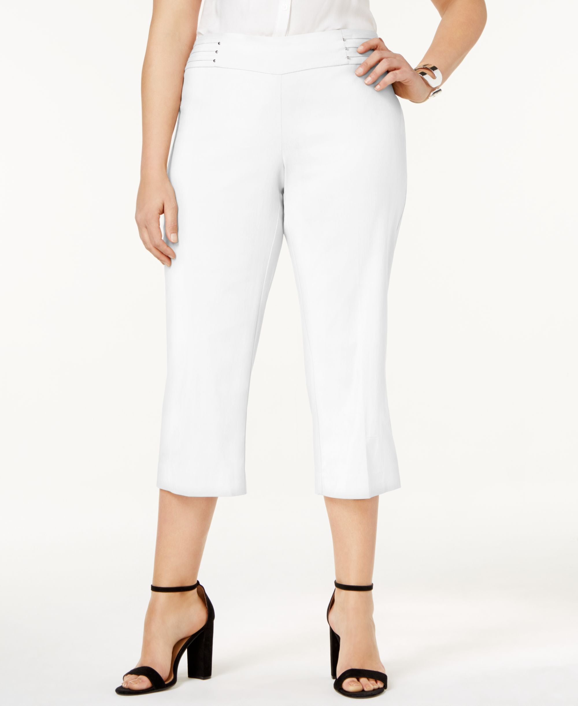 Petite Plus Size Tummy Control Pull-On Capri-Length Signature Pants