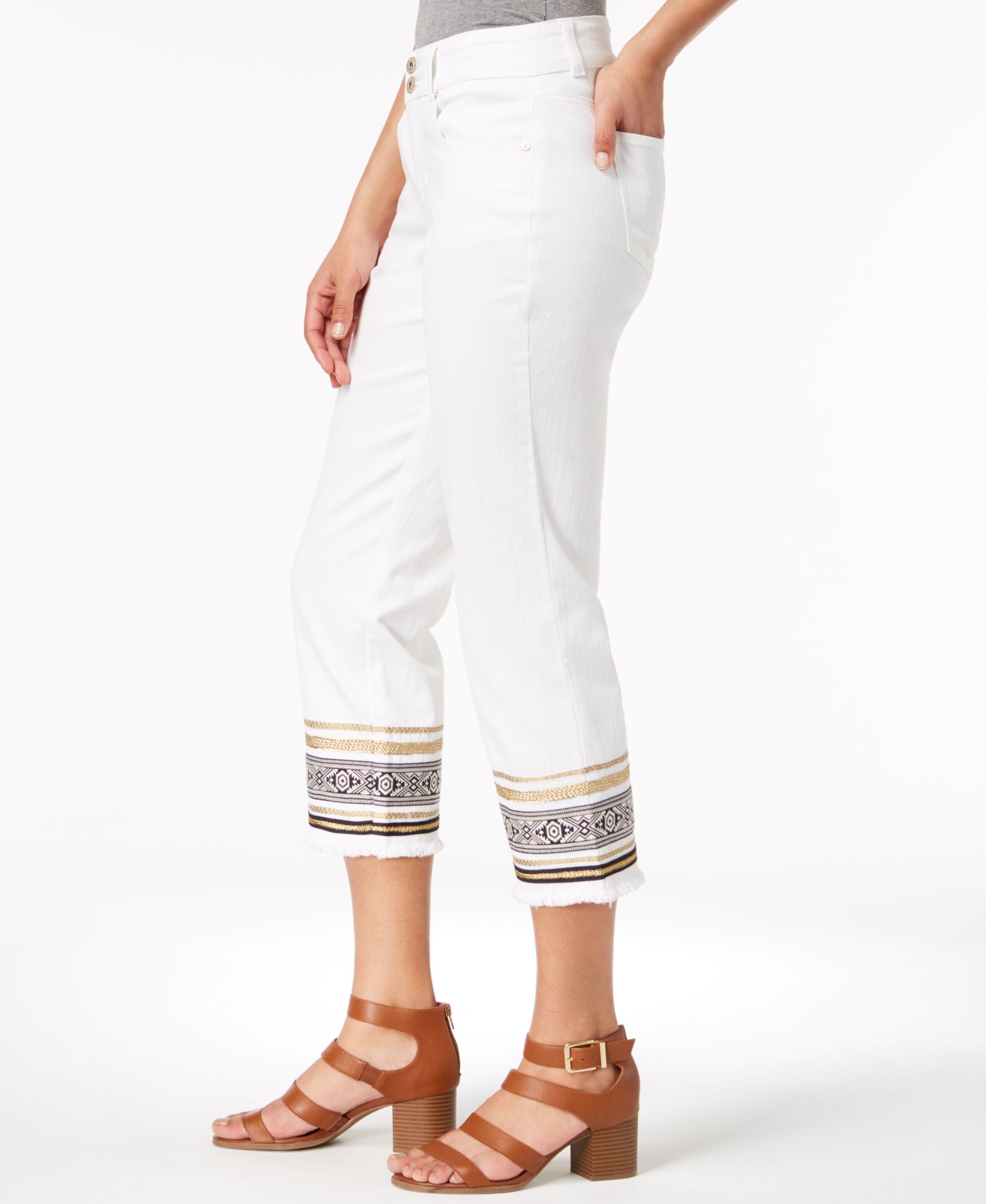 Style & Co Curvy Embellished Capri-Length Premium Jeans bright white S 6