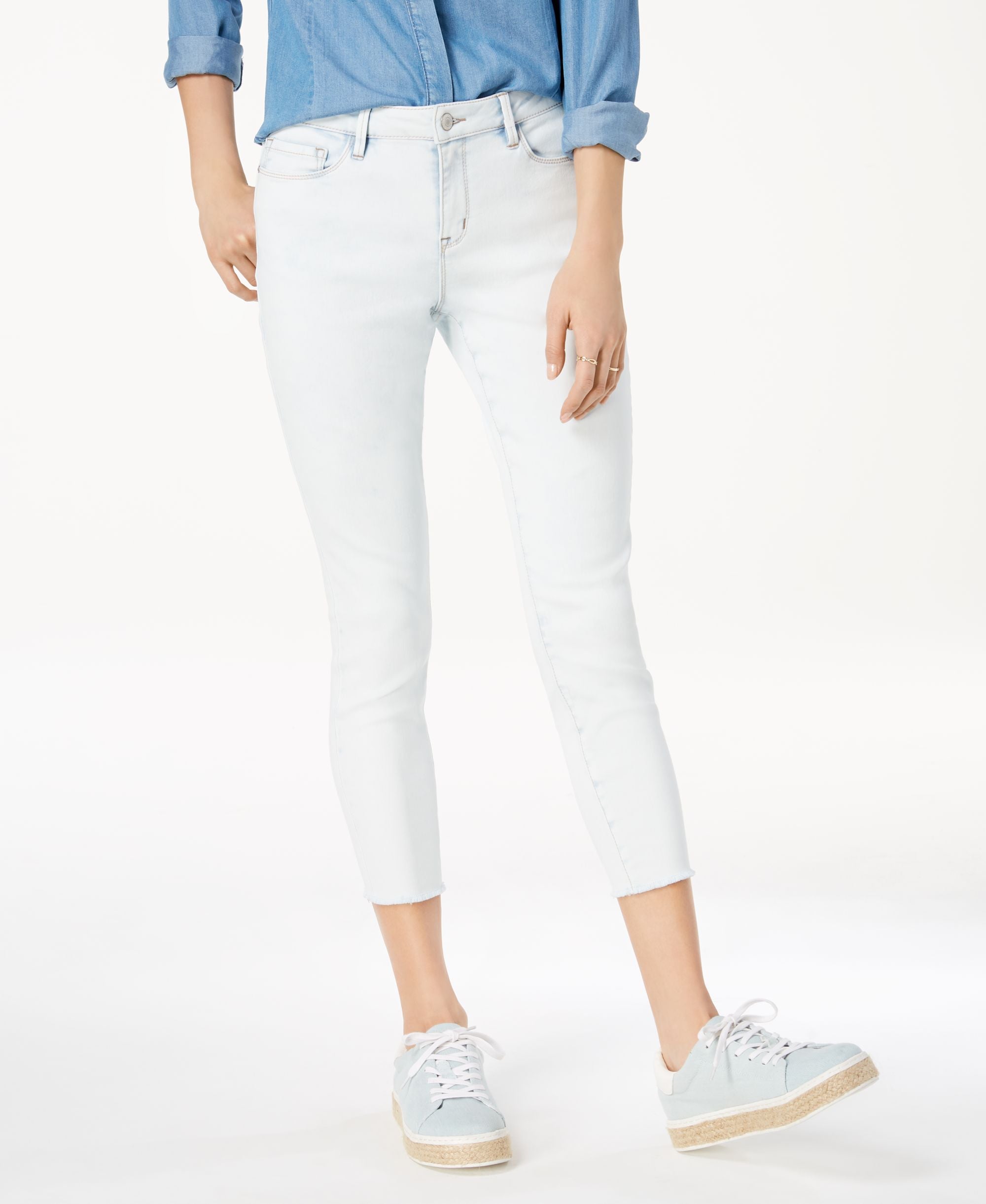 Black Daisy Juniors Billie Cropped Skinny-Fit Premium Jeans